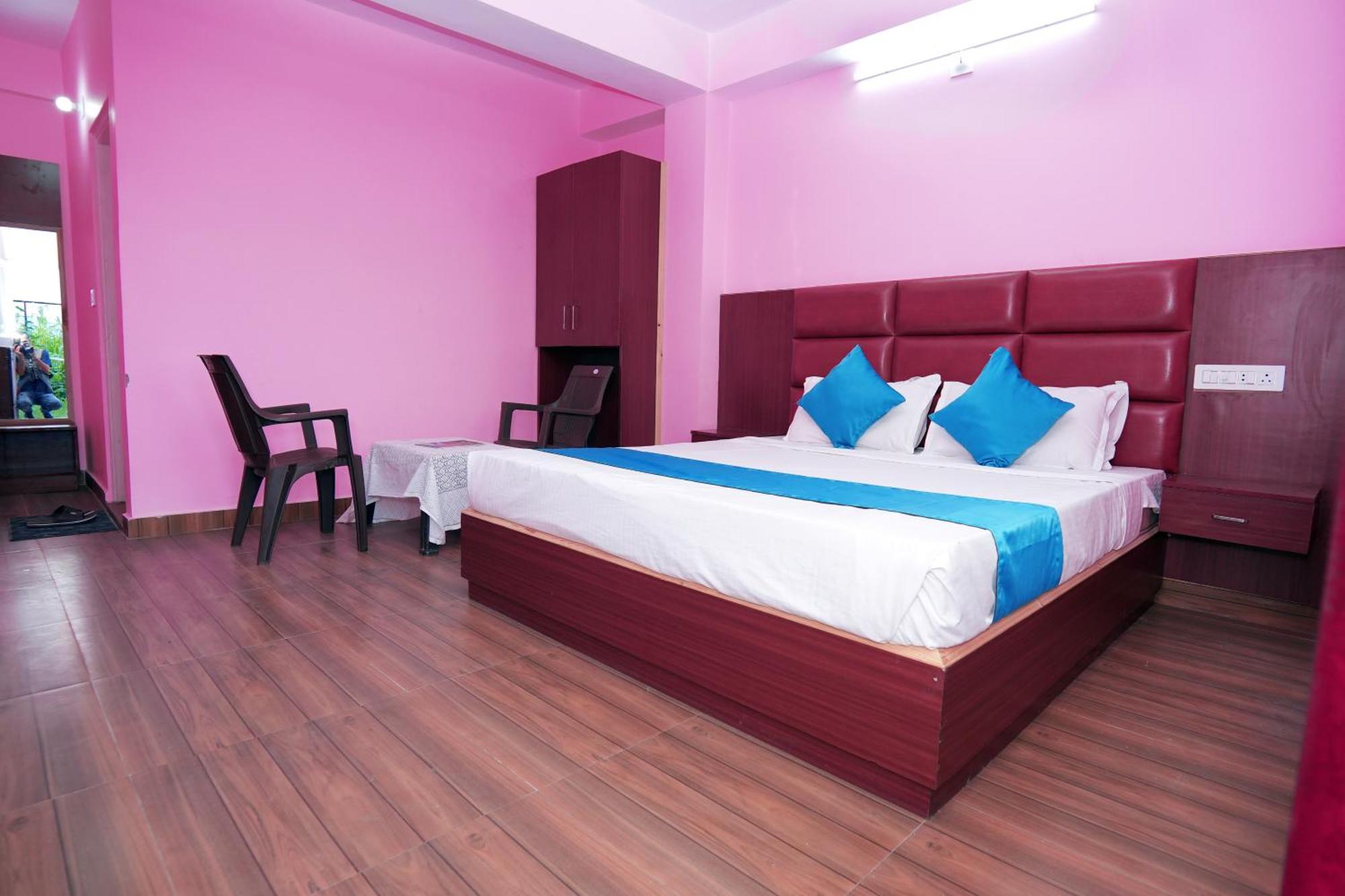 Shimla Hills Apartments 2Bhk Exterior photo